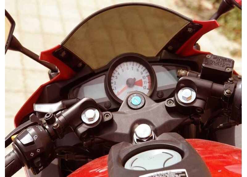 R1 250 - изображение 42