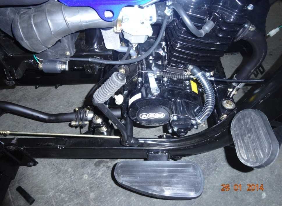 25. Установить педаль заднего тормоза