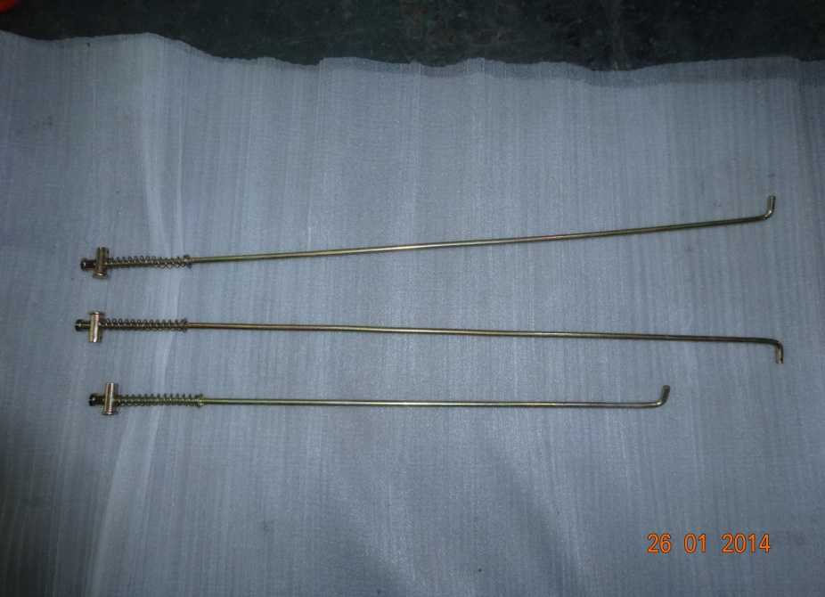 26. Установить тяги заднего тормоза