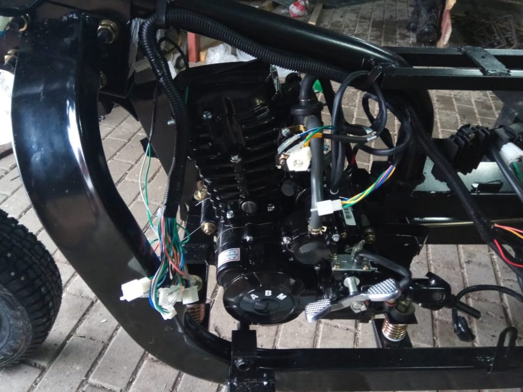 15 Грузовой трицикл Хелпер 250 сборка двигатель электрика